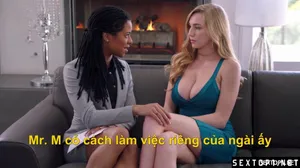 Con gái đang xem sếch tự sướng thì bố dượng trở về nhà