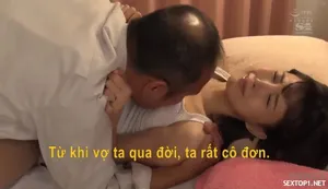 Quan hệ với một cô gái trẻ đầy đặn và xinh đẹp trong một cửa hàng ngâm chân, khát như hổ, không bao cao su, xuất tinh vào âm đạo