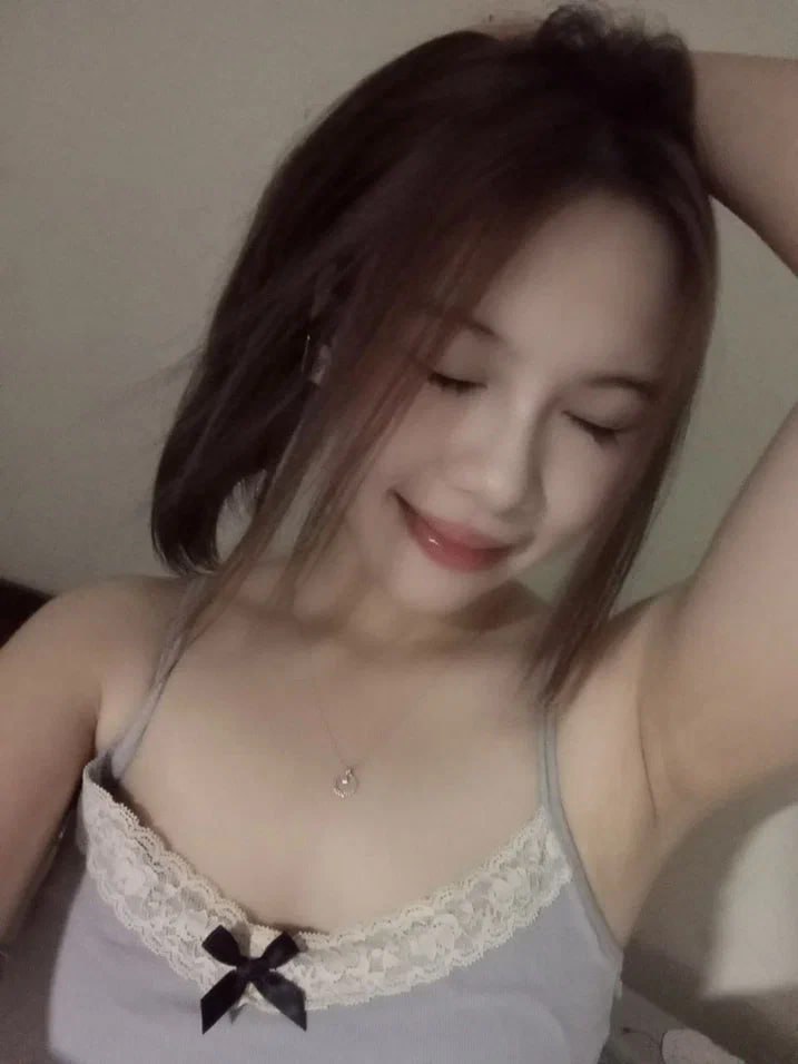 "Mẹ ơi, con chịu hết nổi rồi"